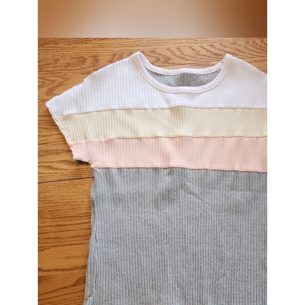 E73 Ribbed Gray pink yellow & white colorblock stripe short sleeve t shirt